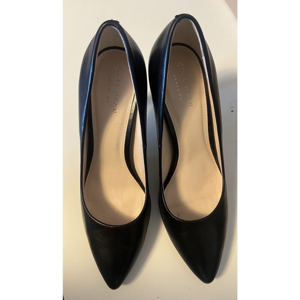 COLE HAAN Women 6.5 Black Leather Simple Classy Pumps Heels Shoes EUC